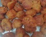 A picture of step 7 of Moong Daal fritters.