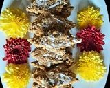 तिळगुळ वड्या (tilgul vadya recipe in marathi) रेसिपी स्टेप 4 फोटो 