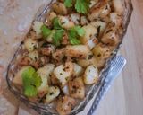 صورة لخطوة 2 من وصفة بطاطا بالثوم والكزبرة 🥔🧄🍽