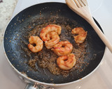 Foto del paso 5 de la receta: Menestra de verduras y gambones