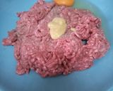 Foto del paso 3 de la receta: Rollo de carne picada y repollo