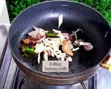 Foto langkah ke 2 dari resep Ikan Sambal Goreng.