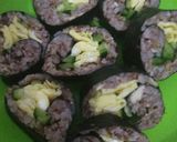 Foto langkah ke 4 dari resep Kimbap/kimbab (nasi gulung) mirip sushi nasi merah sederhana.