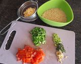 A picture of step 1 of Veg. Sevaiya upma.