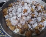 A picture of step 6 of Besan k dahi baray.