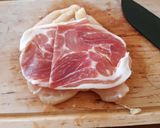 A picture of step 2 of Italian-Style Chicken Cordon Bleu.