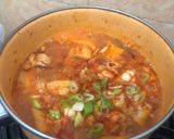 Foto langkah ke 6 dari resep Kimchi Stew (Kimchi-jjigae) a.k.a Sop Kimchi.