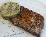 Foto del paso 11 de la receta: Revuelto de calabacín con chuletas de cerdo a la plancha