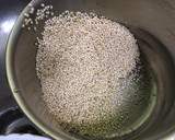 Foto del paso 3 de la receta: Calabacín relleno con quinoa