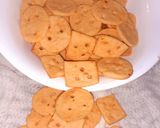 صورة لخطوة 2 من وصفة سناكس الجبن والهريسة رائع للسهرات 😋😋👌