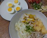 Foto langkah ke 3 dari resep Soto ayam Lamongan (kuah kuning).