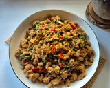 Foto langkah ke 5 dari resep Thai Chicken Basil.
