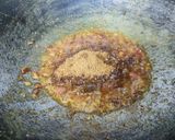 A picture of step 3 of Punjabi Tadka Maggie.