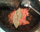 Foto langkah ke 1 dari resep Sambel goreng kentang Seafood.