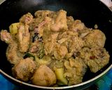 A picture of step 8 of Chicken Rezala.