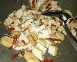 Foto langkah ke 5 dari resep Orak arik tahu jamur.