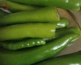 हरी मिर्च का अचार (hari mirch ka achar recipe in Hindi) रेसिपी चरण 1 फोटो