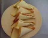 صورة لخطوة 2 من وصفة اقماع التوست🍞