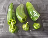 Foto del paso 2 de la receta: Pimientos rellenos con salsa brava