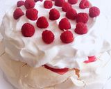 A tökéletes Pavlova torta💫🍓 recept fázis 4 fotója