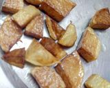 A picture of step 3 of Palak pakoda chaat.