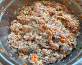 A picture of step 1 of Chicken Lumpia.