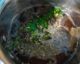 तुलसी अदरक इलायची वाली ब्लैक चाय (Tulsi adrak elaichi wali black chai recipe in hindi) रेसिपी चरण 1 फोटो