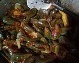 Foto langkah ke 4 dari resep Kerang Hijau Saus Padang.