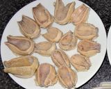 A picture of step 1 of Abalone Chupe Pizza #2.