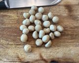 A picture of step 5 of Nearly "Haagen daz" macadamia nut - Truly amazing luxary Ice Cream for 20% of the cost - Enjoy :P.