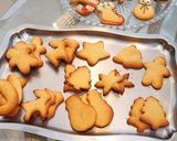 Une image de l'étape 3 de Biscuits de Noël en pain d'épices.