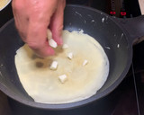 Foto del paso 3 de la receta: Crepes de salmón ahumado, queso de cabra y manzana