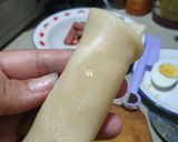 Foto langkah ke 3 dari resep Risol Mayo (Isian Sosis & Tanpa Keju).