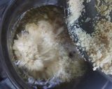 A picture of step 5 of Sooji ka Halwa.