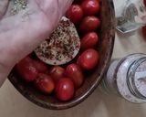 Foto del paso 2 de la receta: Tomates cherry asados con provoleta de leche de búfala