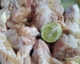 Foto langkah ke 1 dari resep Ayam Goreng Kremes.
