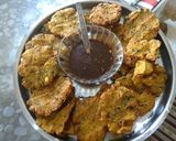 A picture of step 5 of Kalmi vada.