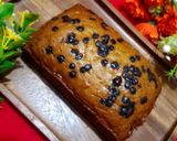 A picture of step 4 of Chocolate chip banana bread🍫 without oven.