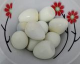 Foto langkah ke 1 dari resep Sayur Sop Telur Puyuh.