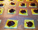 Szybkie ciasteczka z ciasta francuskiego krok przepisu 4 zdjęcie