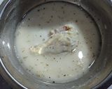 Foto langkah ke 3 dari resep Ayam goreng keriting.