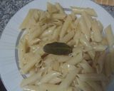 Foto del paso 1 de la receta: Tallarín con ajo y mantequilla!