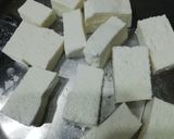 A picture of step 1 of Paneer Corn Pulav.