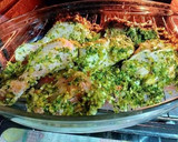Foto del paso 5 de la receta: Pollo en salsa verde al horno con patatas y especias