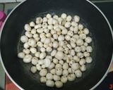 A picture of step 1 of Healthy Makhaana Salad with fruits veggies and nuts.