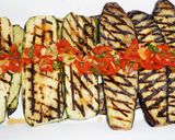 Foto del paso 3 de la receta: Zapallo italiano y berenjena a la plancha