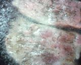 Foto del paso 2 de la receta: Bistec entero de cerdo en huajillo