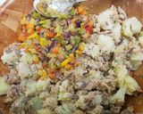 A picture of step 2 of Pilchards and potato cutlets.