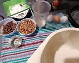 Foto del passaggio 1 della ricetta Torta semplice di compleanno, noci e cioccolato🥧🍫🎁🎉🎊🎈