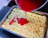 Túrós-banános-epres piskóta recept fázis 6 fotója